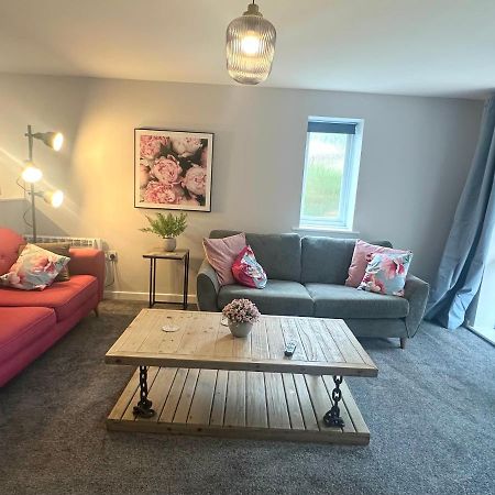 Superb 2 Bed 2 Bathroom Free Parking Derby Eksteriør bilde